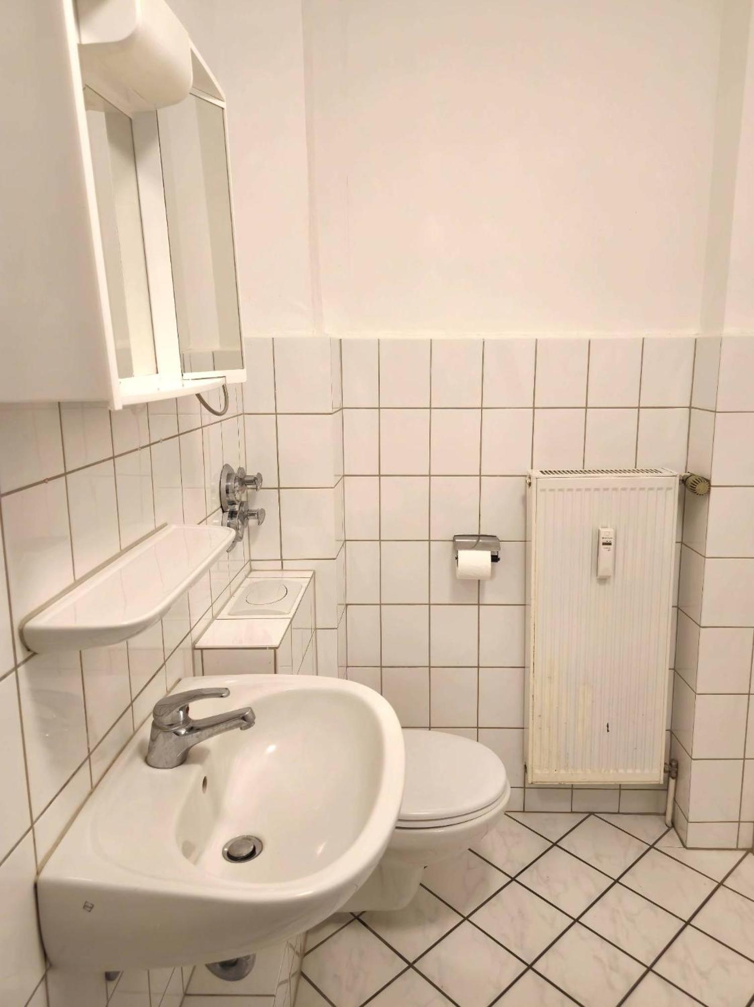 1,5-Zimmer Apartment Mit Balkon Am Hauptbahnhof Neumuenster Exterior photo